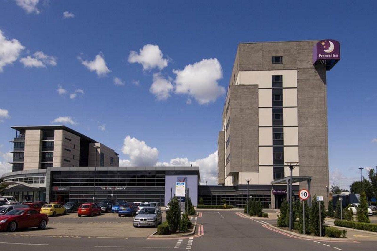 Premier Inn Newcastle Team Valley Gateshead Exteriör bild