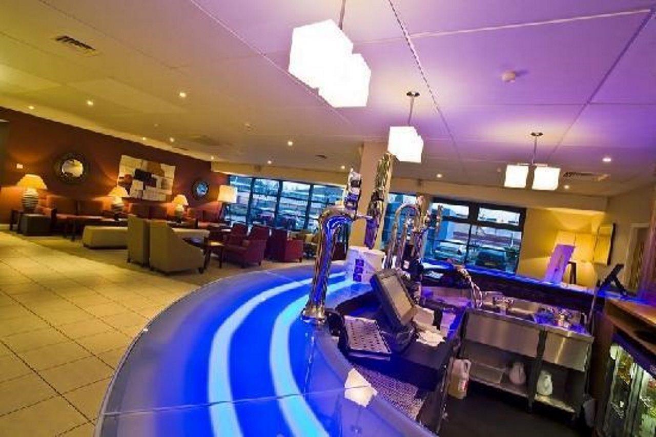 Premier Inn Newcastle Team Valley Gateshead Exteriör bild